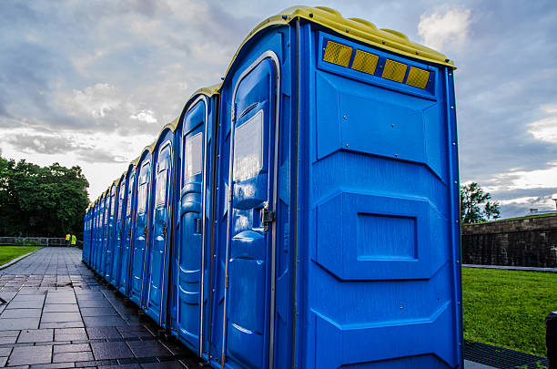 Portable Toilet Options We Offer in Excelsior Springs, MO